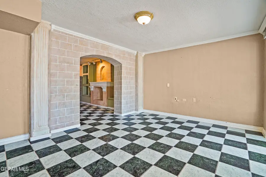 306 A Street Sw, Fabens, TX 79838 - #3