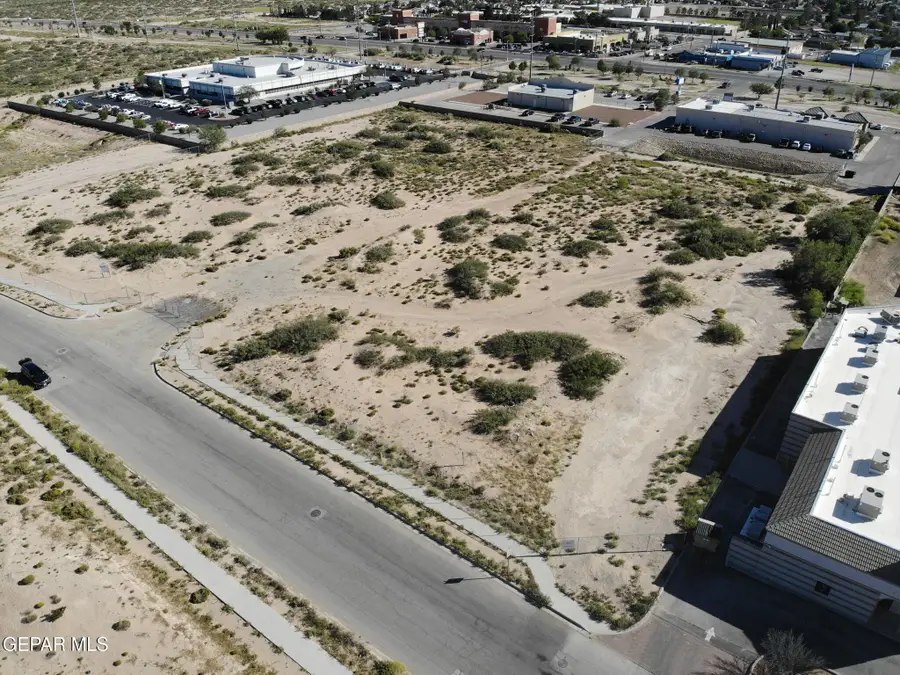 14510 Bill Newkirk Way, Horizon City, TX 79928 - Image #2