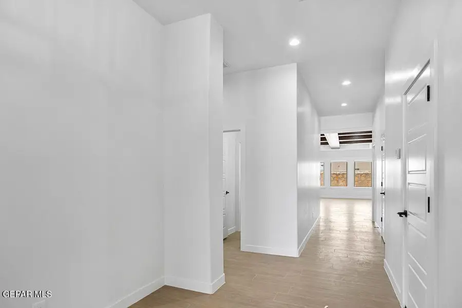 2704 San Gabriel Drive, Sunland Park, NM 88063 - Image #2