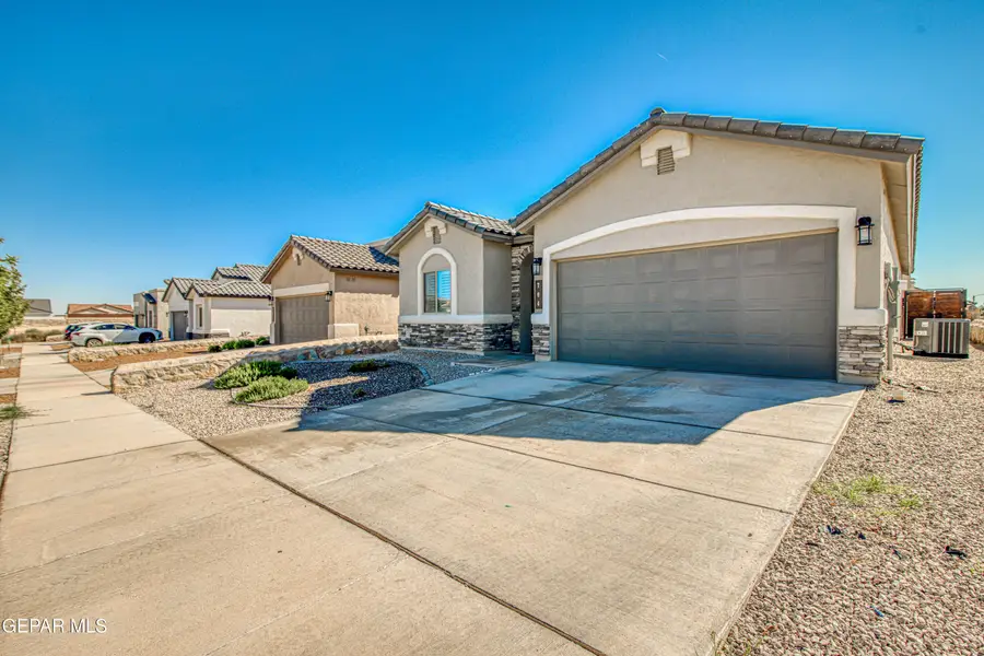 704 Paseo Musical Street, El Paso, TX 79928 - #3