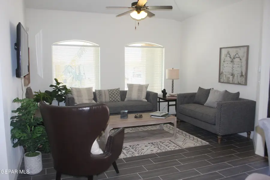 13821 Paseo Central Avenue, El Paso, TX 79928 - #3