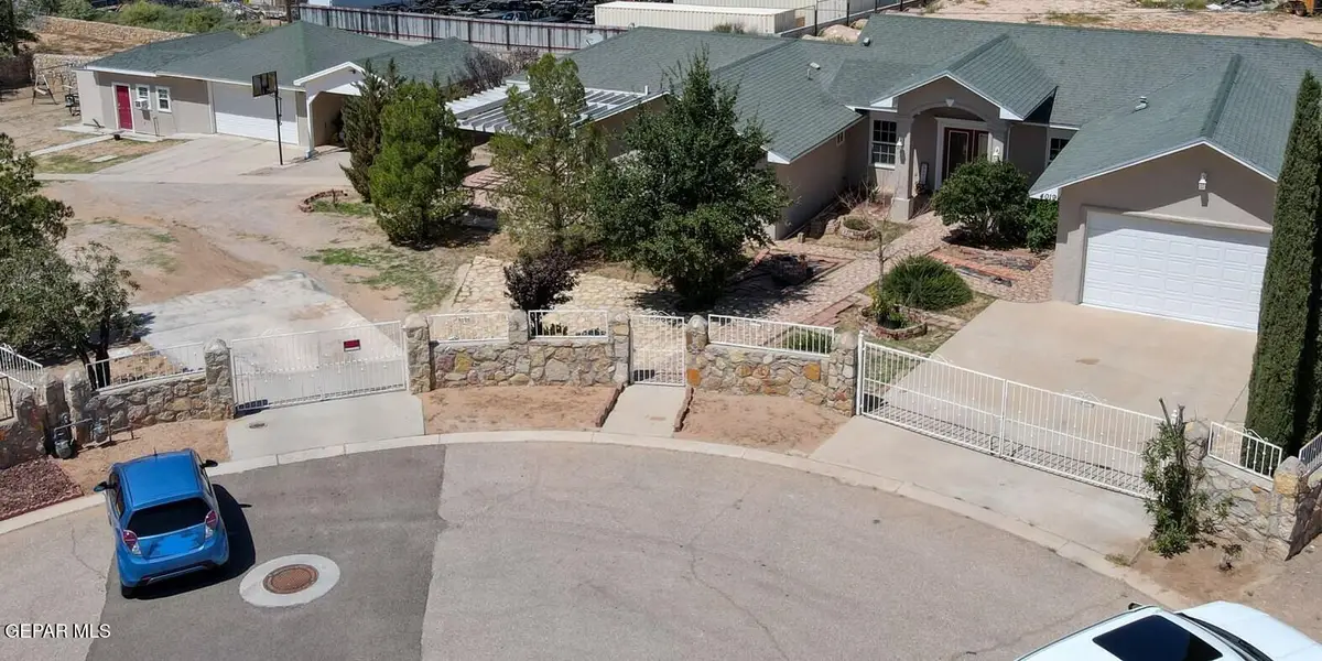4019 Vanderveer Drive, El Paso, TX 79938 - Image #1