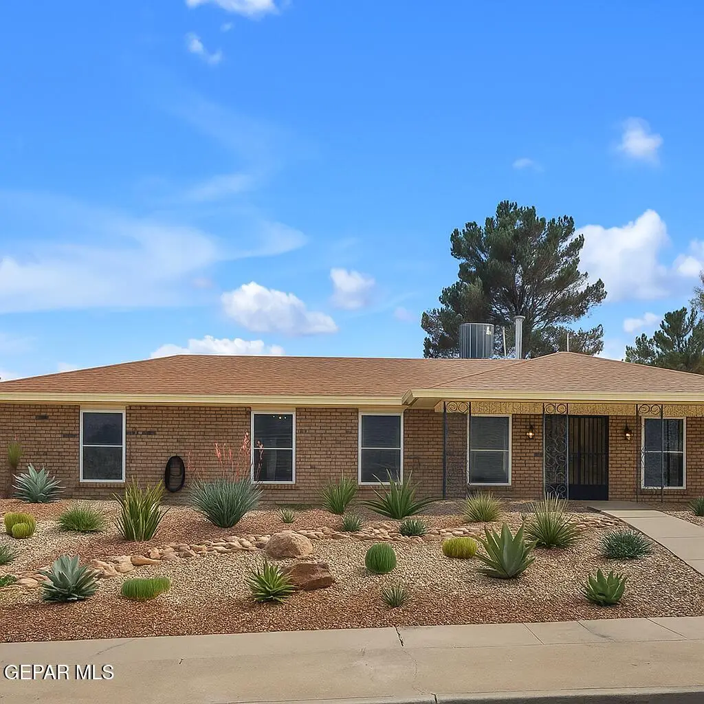 3220 Zion Lane, El Paso, TX 79904 - Image #1
