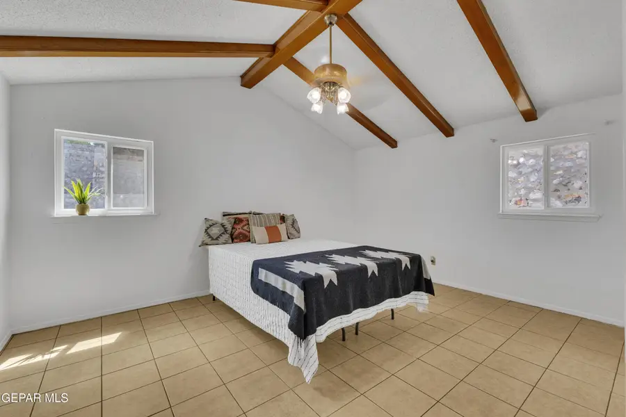 3220 Zion Lane, El Paso, TX 79904 - Image #3