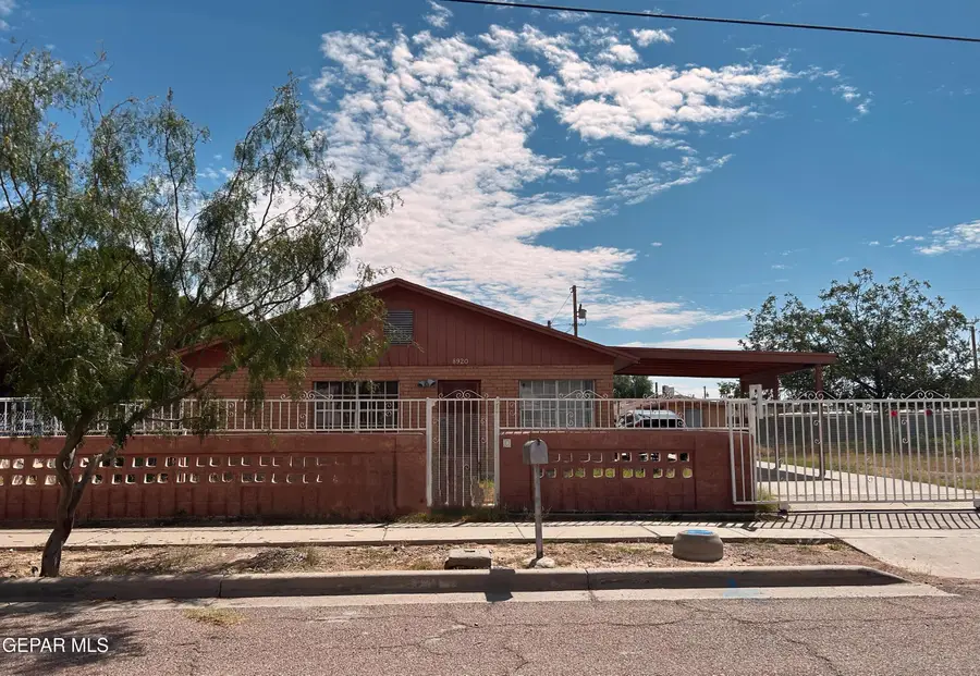 8920 Kenneth Street, El Paso, TX 79904 - Image #3