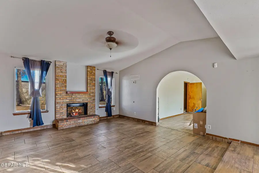 1640 James Chisum Drive Drive, El Paso, TX 79936 - Image #3