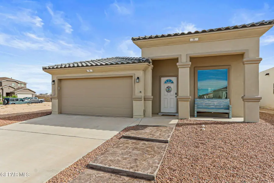 13852 Summer Story Avenue, El Paso, TX 79928 - Image #2
