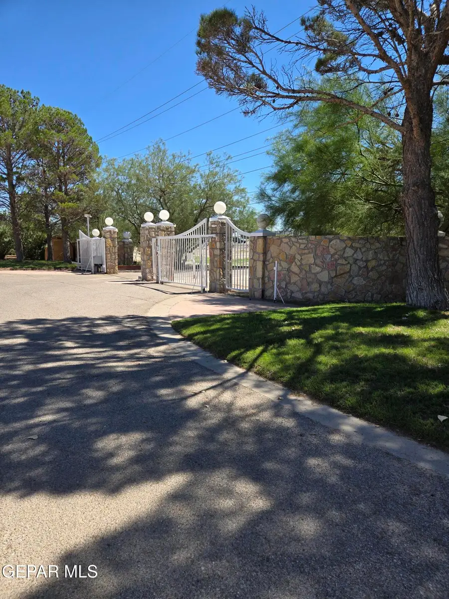 13015 Horizon Boulevard, Horizon City, TX 79928 - Image #2