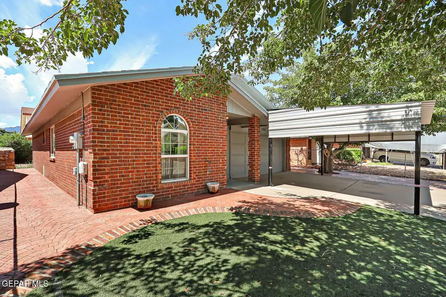 10913 Rogers Hornsby Street, El Paso, TX 79934 - Image #2