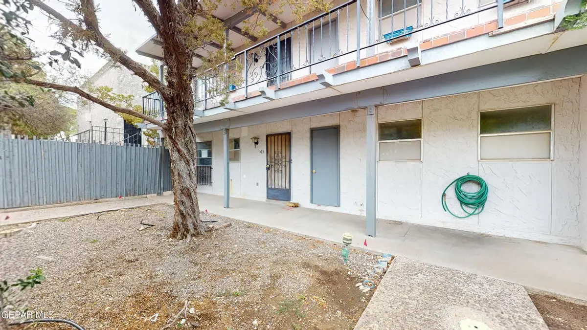 6700 Escondido Drive #C3, El Paso, TX 79912 - Image #1