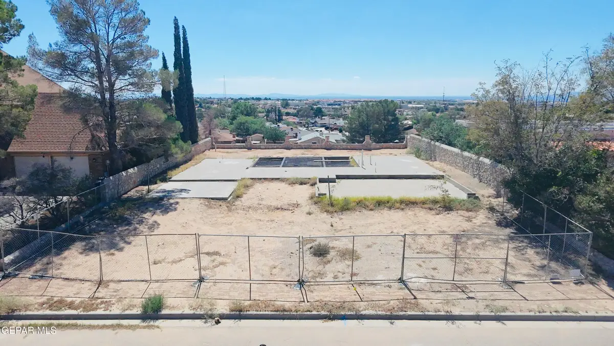 11506 James Grant Drive, El Paso, TX 79936 - Image #1