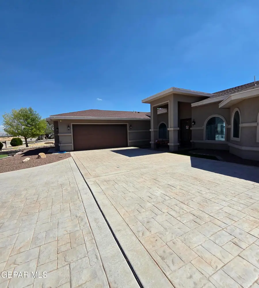 11312 Ardelle Avenue, El Paso, TX 79936 - Image #3