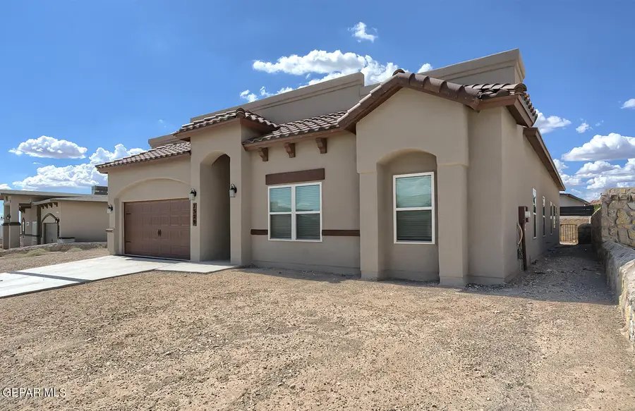 7329 Enchanted Bluff Drive, El Paso, TX 79911 - Image #2