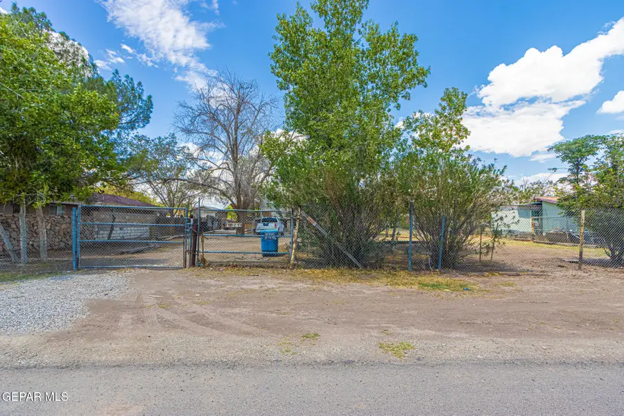 11761 Pretty Acres Lane, Socorro, TX 79927 - Image #2