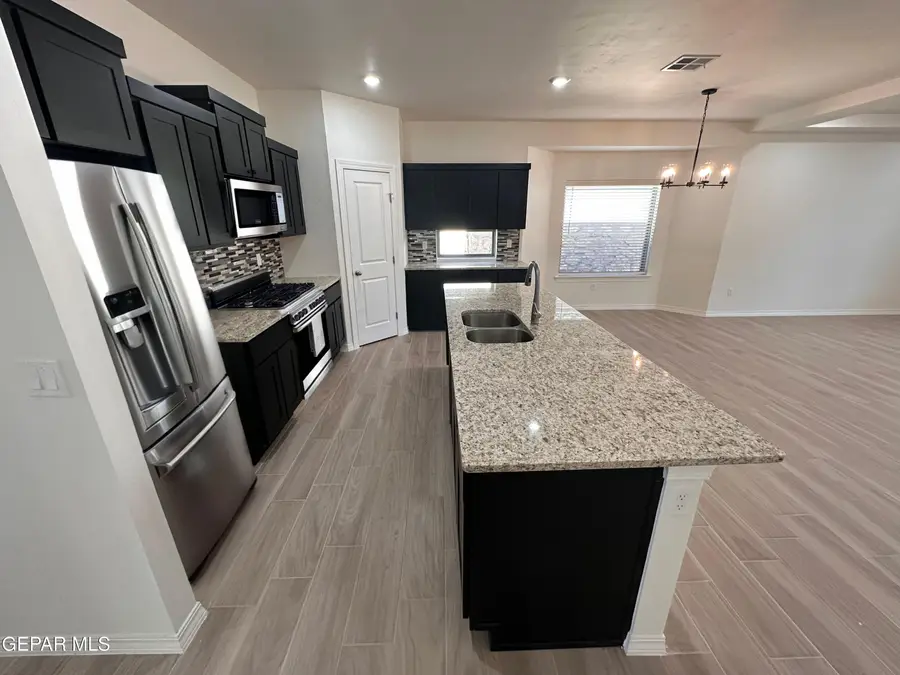 51014 Purple Mat Avenue, El Paso, TX 79934 - Image #3