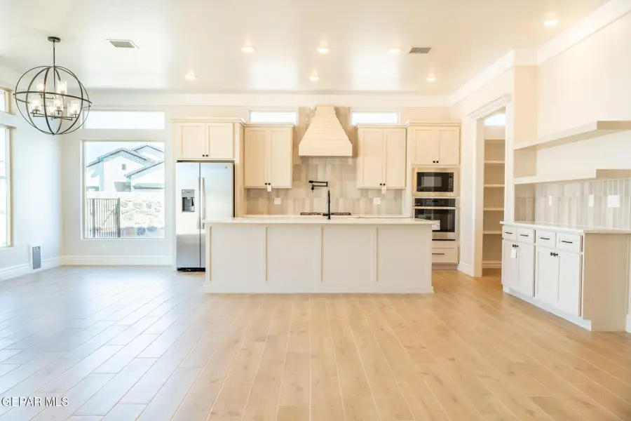 13359 Jeff Winton Drive, El Paso, TX 79928 - Image #2
