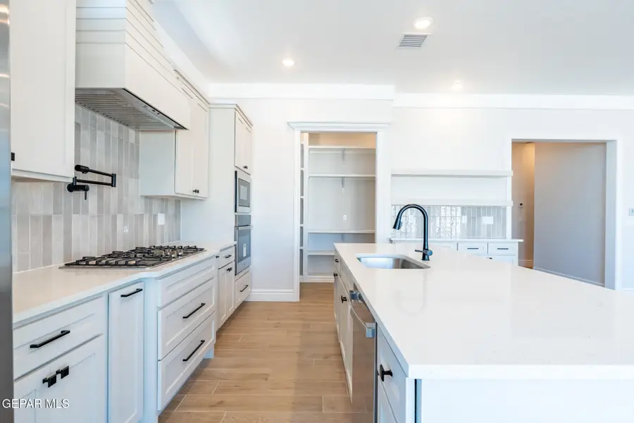 13359 Jeff Winton Drive, El Paso, TX 79928 - Image #3