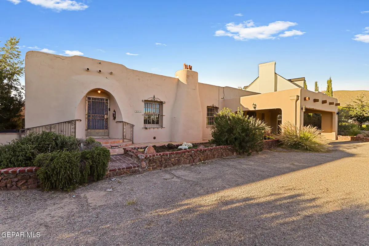 1117 E Kerbey Avenue, El Paso, TX 79902 - Image #1