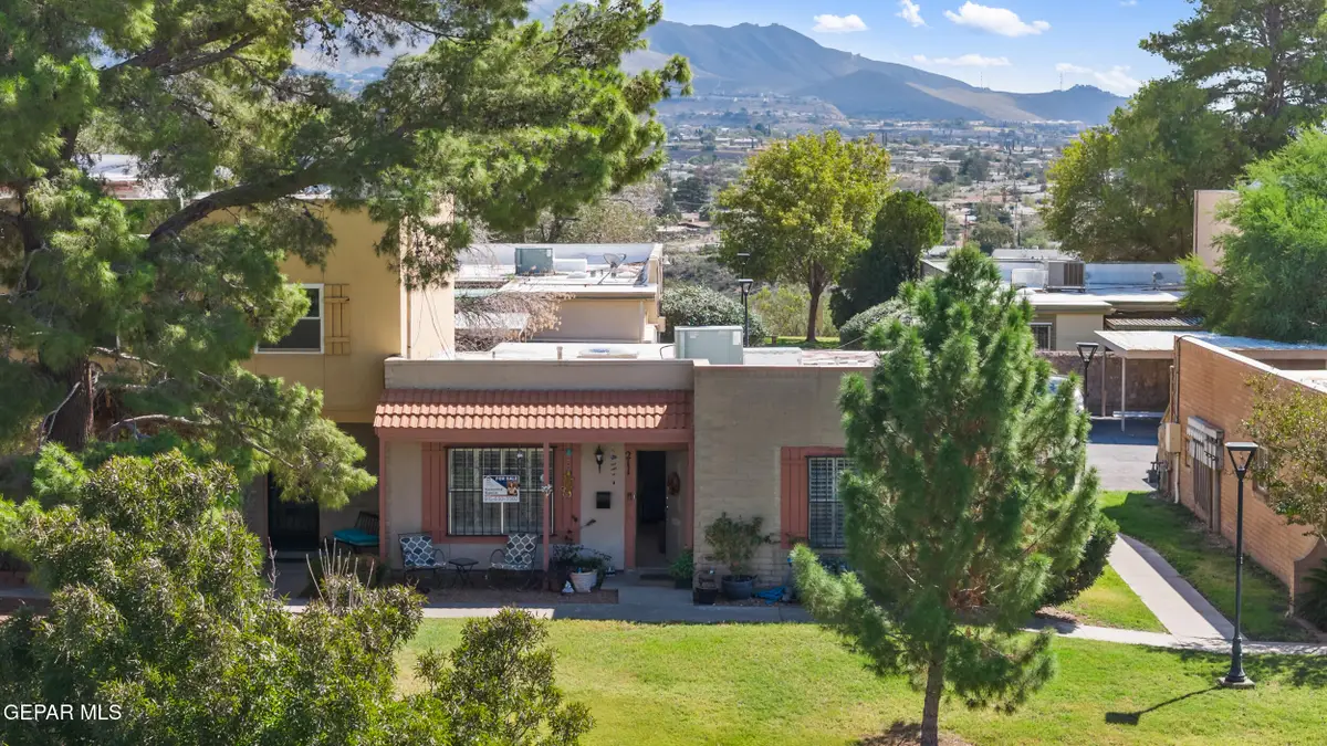 211 Maricopa Drive, El Paso, TX 79912 - #1