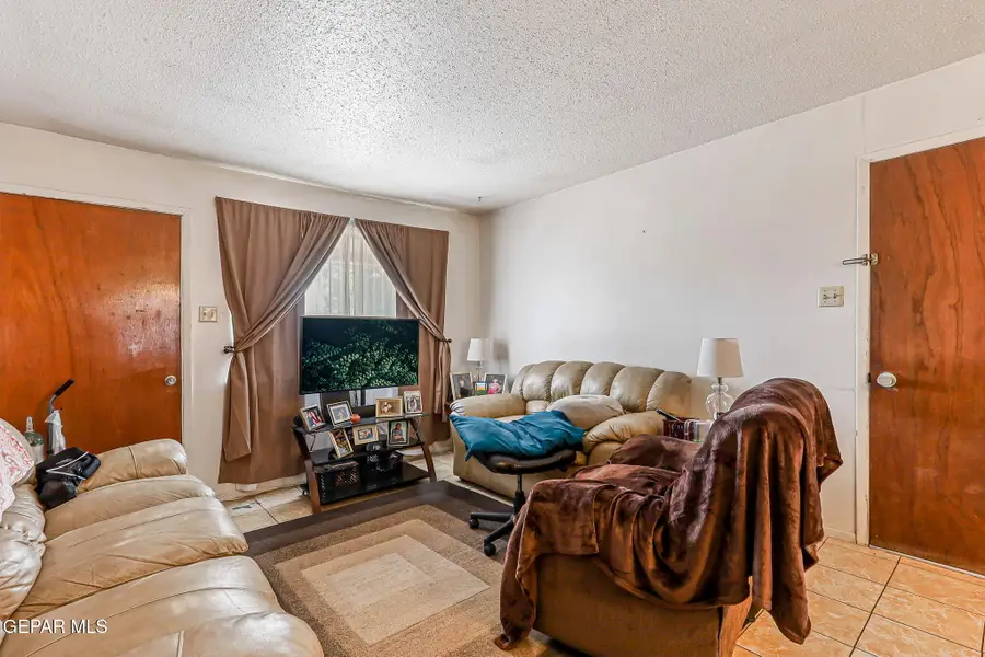 9333 Socorro Road, El Paso, TX 79907 - Image #2