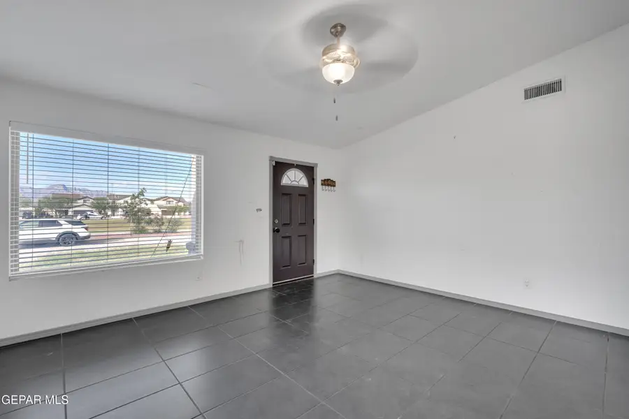 12064 Mesquite Thorn Drive, El Paso, TX 79934 - Image #3