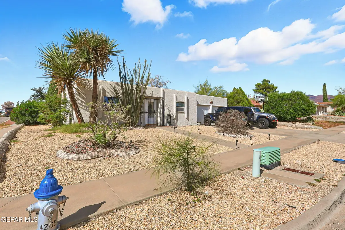 7149 Gran Vida Drive, El Paso, TX 79912 - Image #1