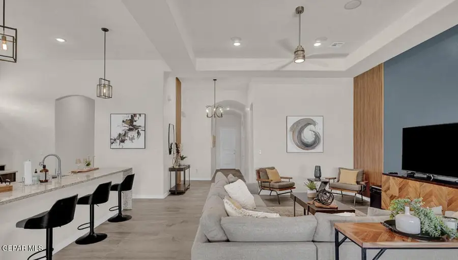 430 Vista Del Rio, El Paso, TX 79932 - Image #3