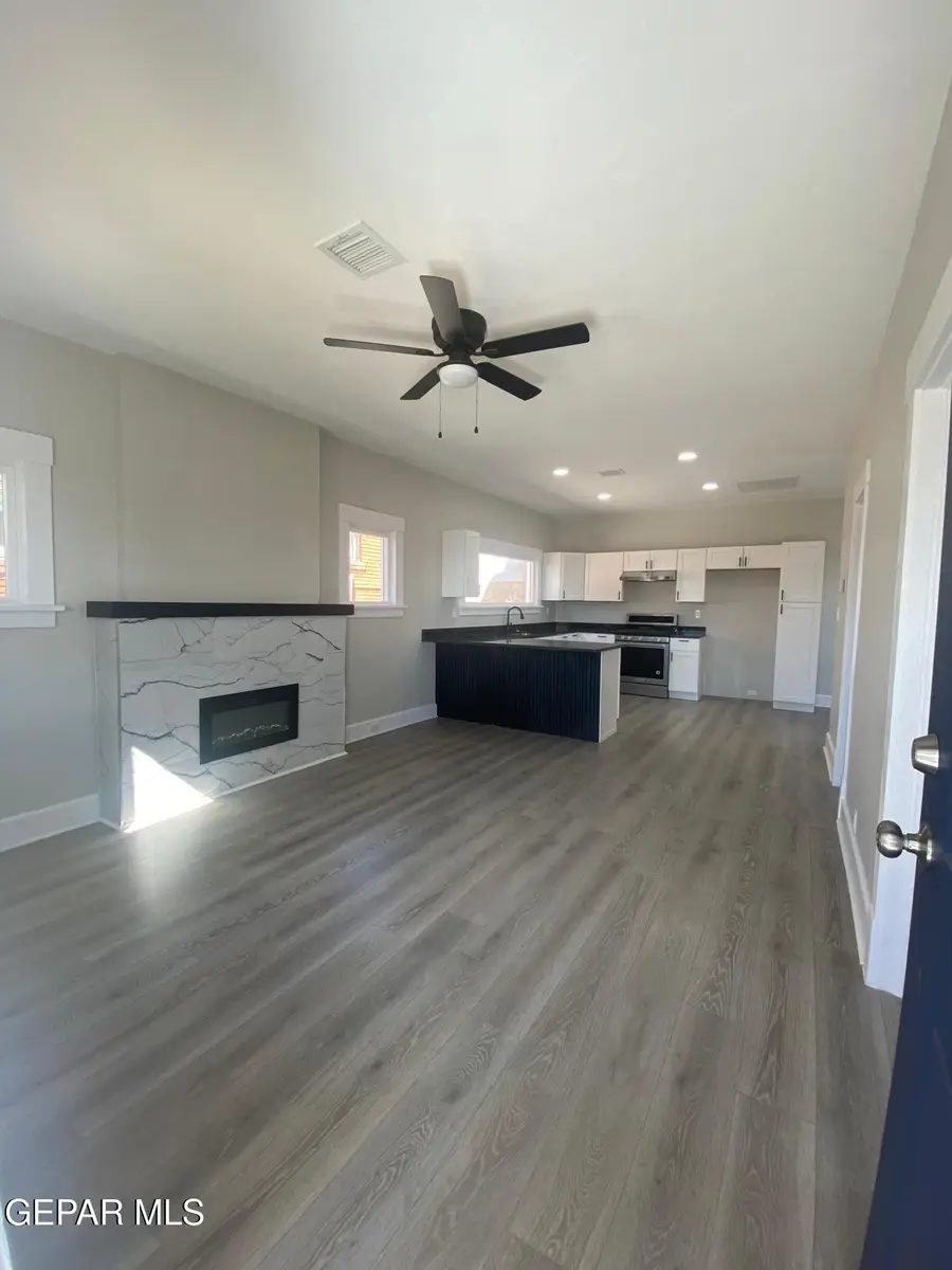 1911 Grandview Avenue, El Paso, TX 79902 - Image #2