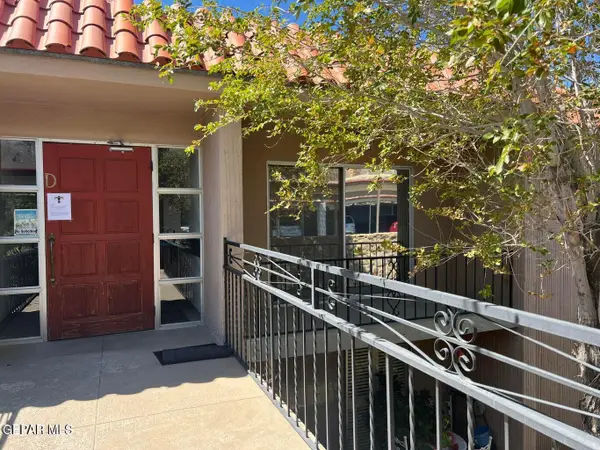 252 Shadow Mountain Drive #D12, El Paso, TX 79912