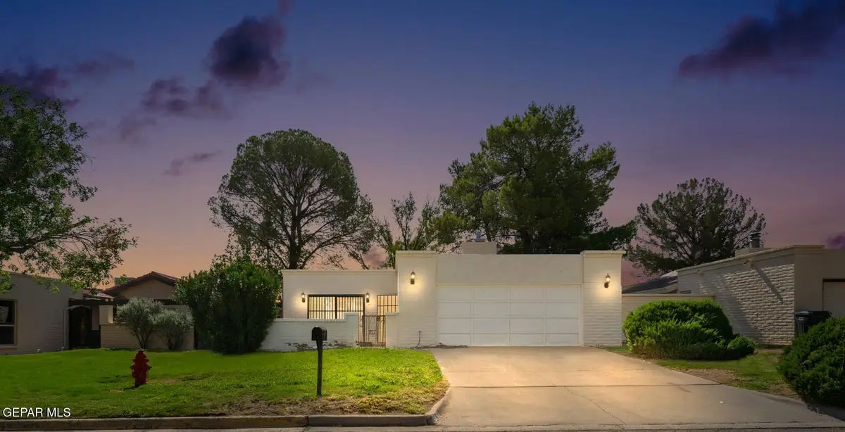 157 Jeweled Mesa Drive, Santa Teresa, NM 88008 - Image #1