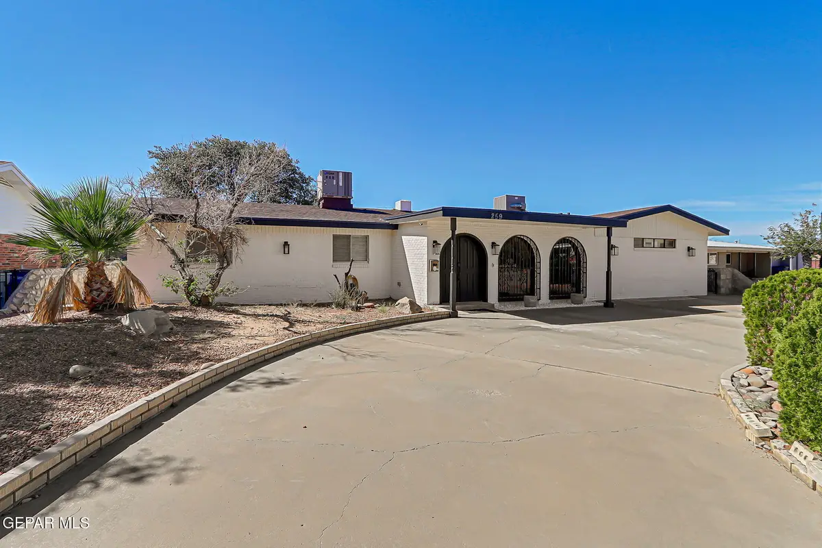 259 Crown Point Dr Drive, El Paso, TX 79912 - Image #1