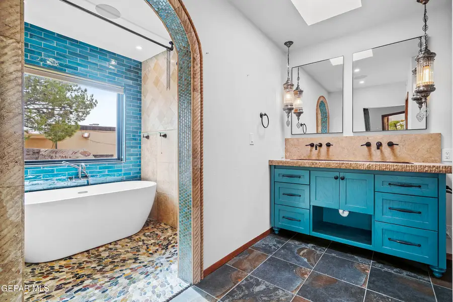 6016 Camino Alegre Drive, El Paso, TX 79912 - Image #3