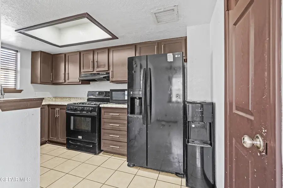 7337 Royal Arms Drive, El Paso, TX 79912 - #3