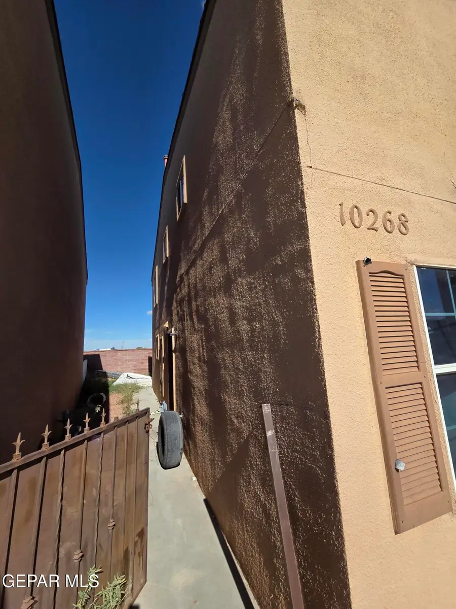 10268 Valle Del Sol Drive, El Paso, TX 79924 - Image #2