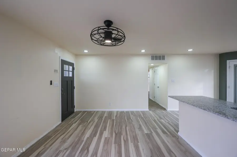 5408 Edmonton Avenue, El Paso, TX 79924 - #2