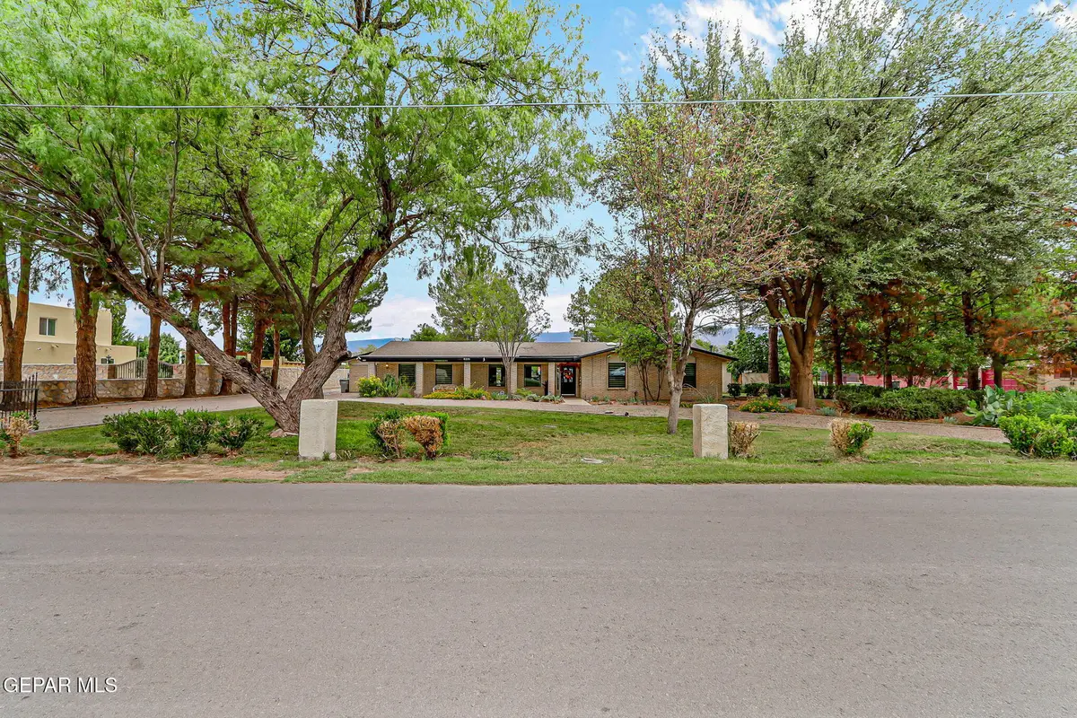 4298 Boy Scout Lane, El Paso, TX 79922 - Image #1