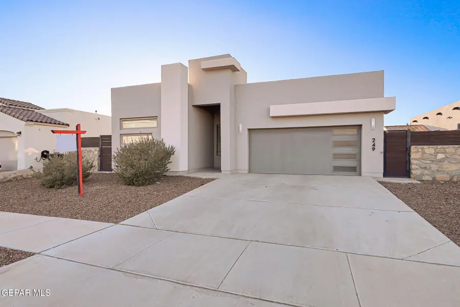 249 Ulshaw Street, El Paso, TX 79928 - #3