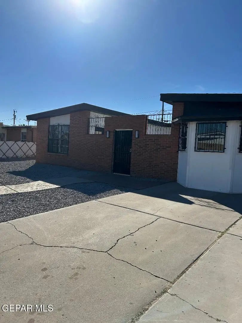 8851 Buena Park Drive, El Paso, TX 79907 - Image #3