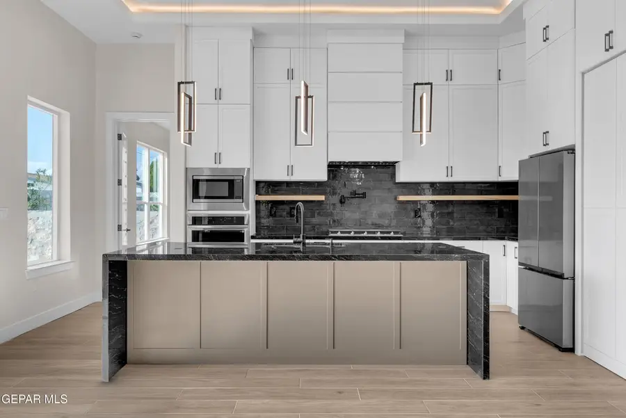 2701 Brady Place, El Paso, TX 79935 - Image #2