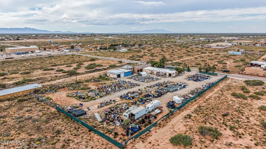 14572 Bradley Road, El Paso, TX 79938 - Image #3