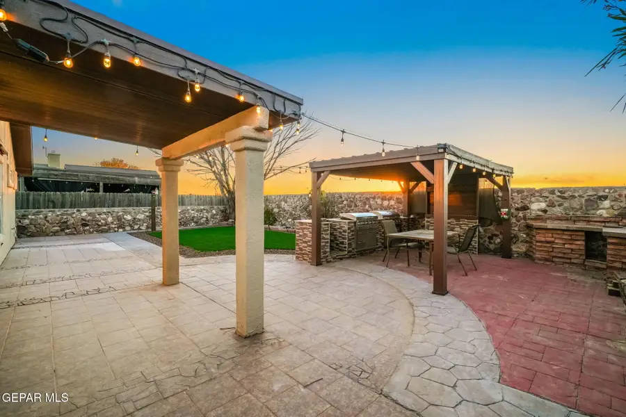 881 Dakota River Avenue, El Paso, TX 79932 - Image #2