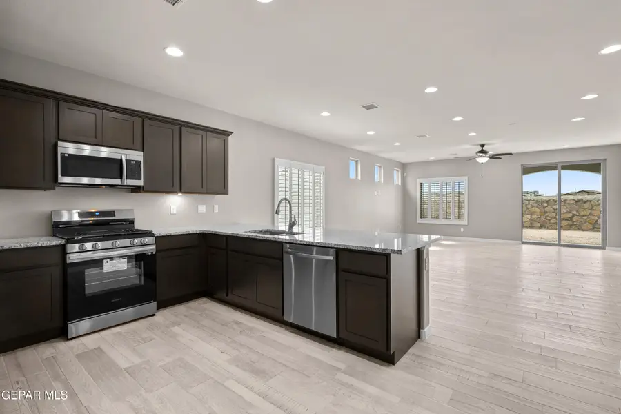 10712 Bill Bates Street, El Paso, TX 79924 - Image #3