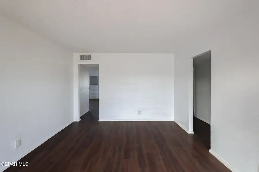 5409 Edmonton Avenue, El Paso, TX 79924 - #2