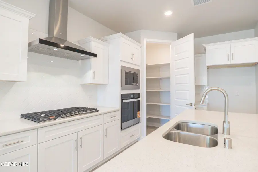 14029 Paseo Central Ave Avenue, Horizon City, TX 79928 - Image #2