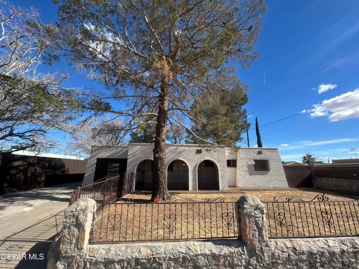 10240 Kenworthy Street, El Paso, TX 79924 - #1