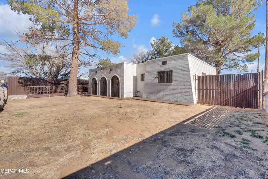 10240 Kenworthy Street, El Paso, TX 79924 - #3