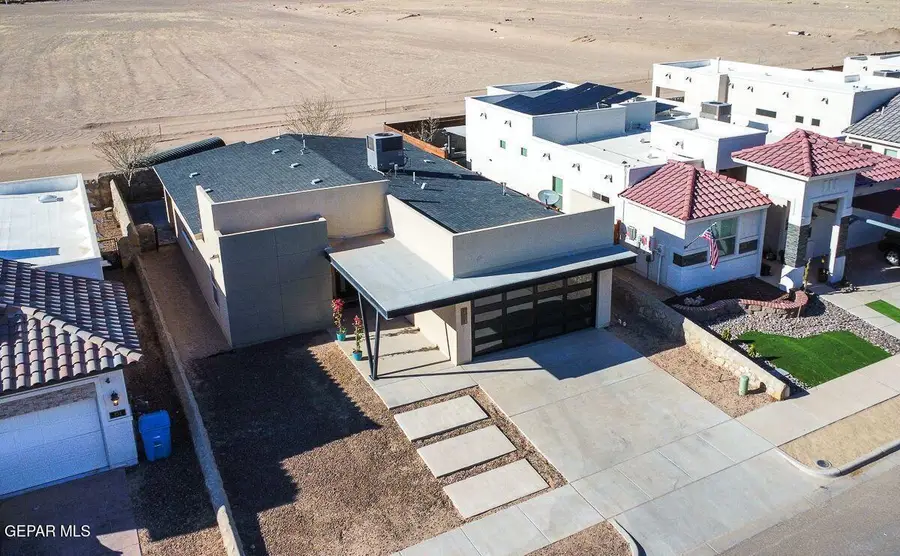 153 Via Rojas Drive, Horizon City, TX 79928 - Image #2