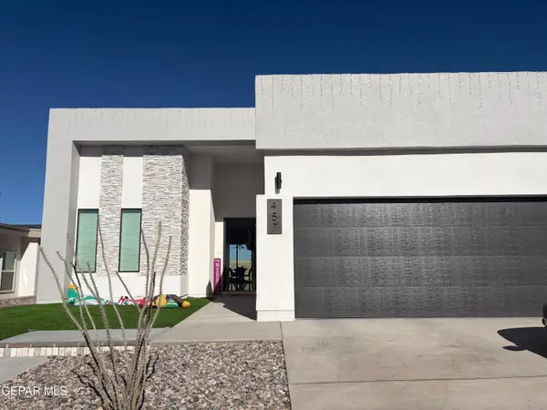 457 Santiago Munos Street, Vinton, TX 79821