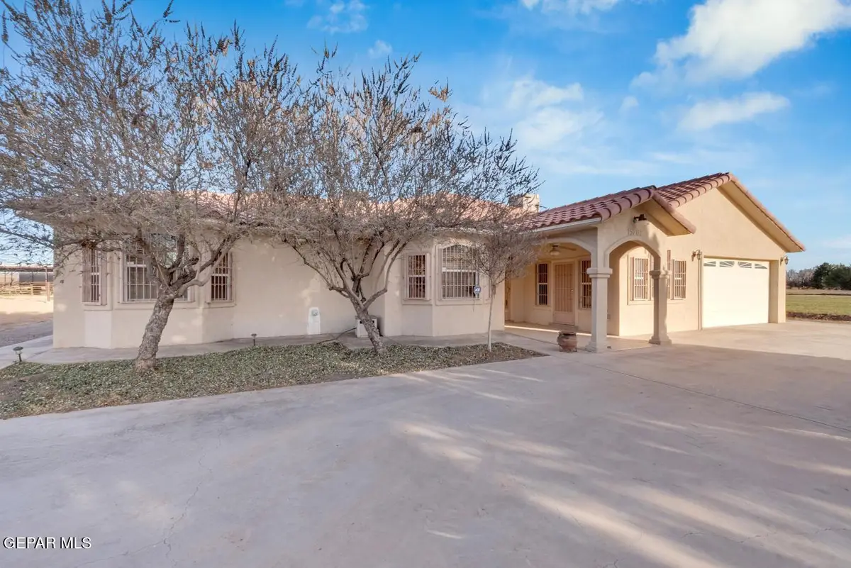 15201 Alameda Avenue, Fabens, TX 79838 - Image #1