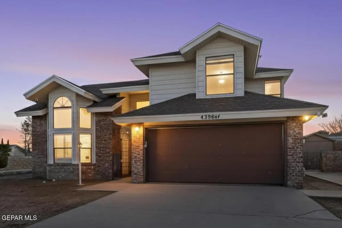 4396 Loma De Luna Drive, El Paso, TX 79934 - Image #1